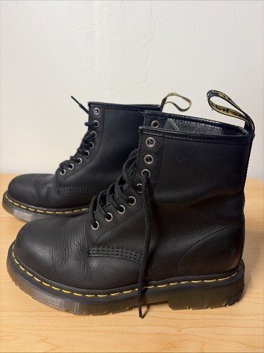 Martens air wair boots - dr.,